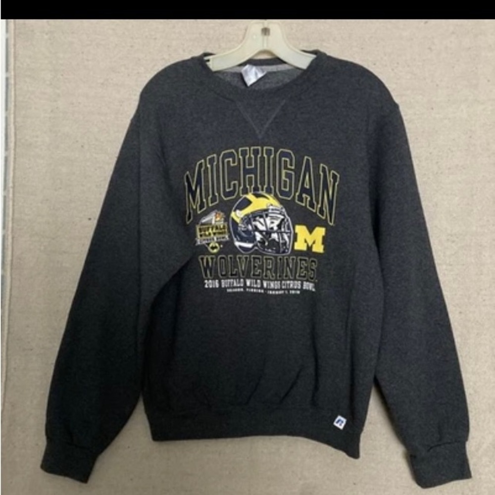 University Of Michigan Wolverines Buffalo Wild Wings Citrus Bowl Sweatshirt S
